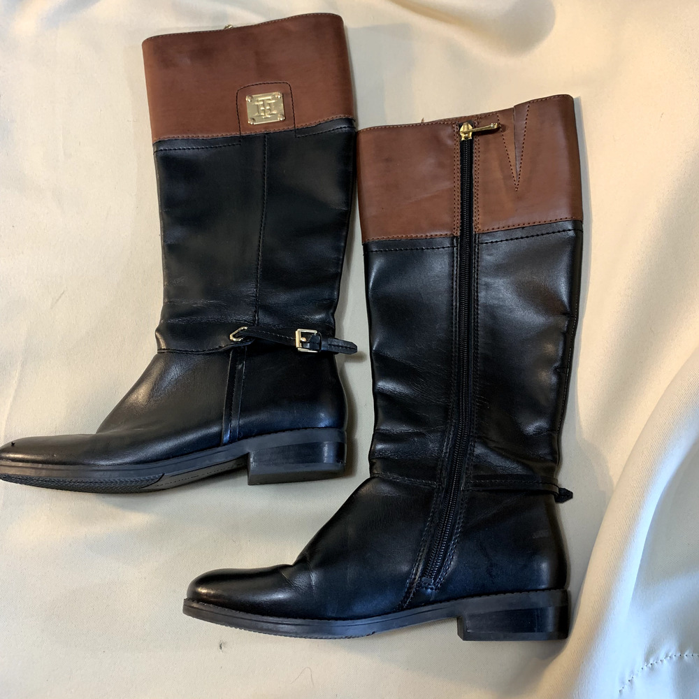 Tommy Hilfiger Boots Women's Size 6M Knee High Fashion Riding Boots 1 Inch Heel